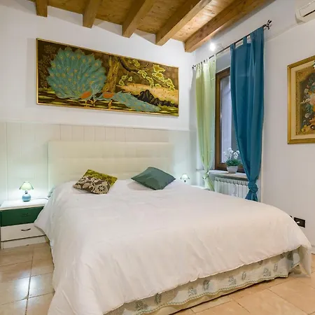 Apartment Fairy Studio In