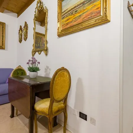 Fairy Studio In Verona