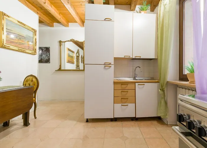 Fairy Studio In ורונה